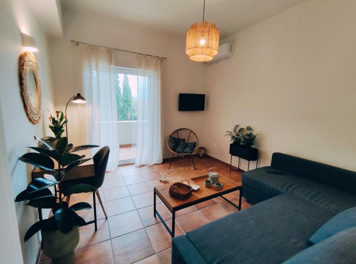 Coritos Apartments 2 Corfu คอนโตกาลิ ภายนอก รูปภาพ
