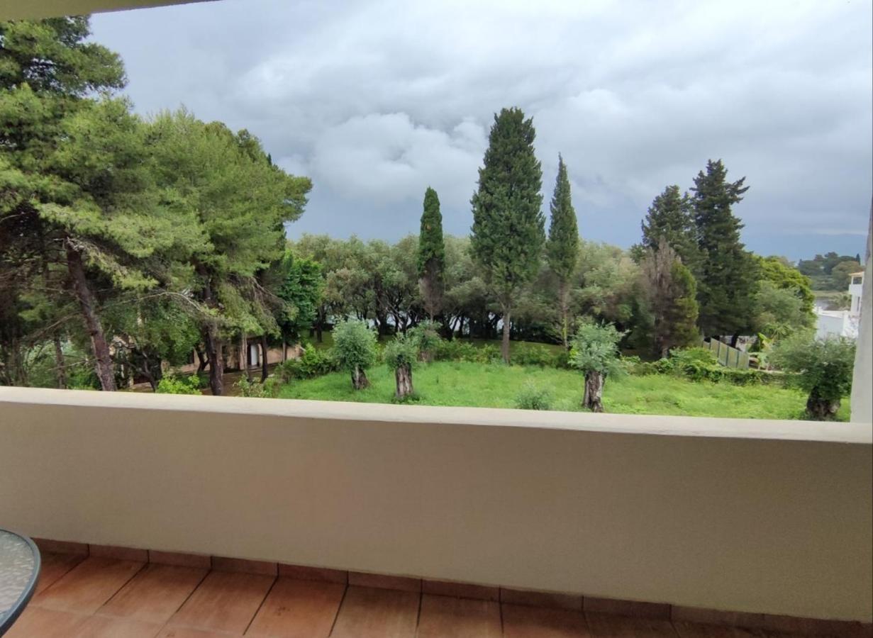 Coritos Apartments 2 Corfu คอนโตกาลิ ภายนอก รูปภาพ