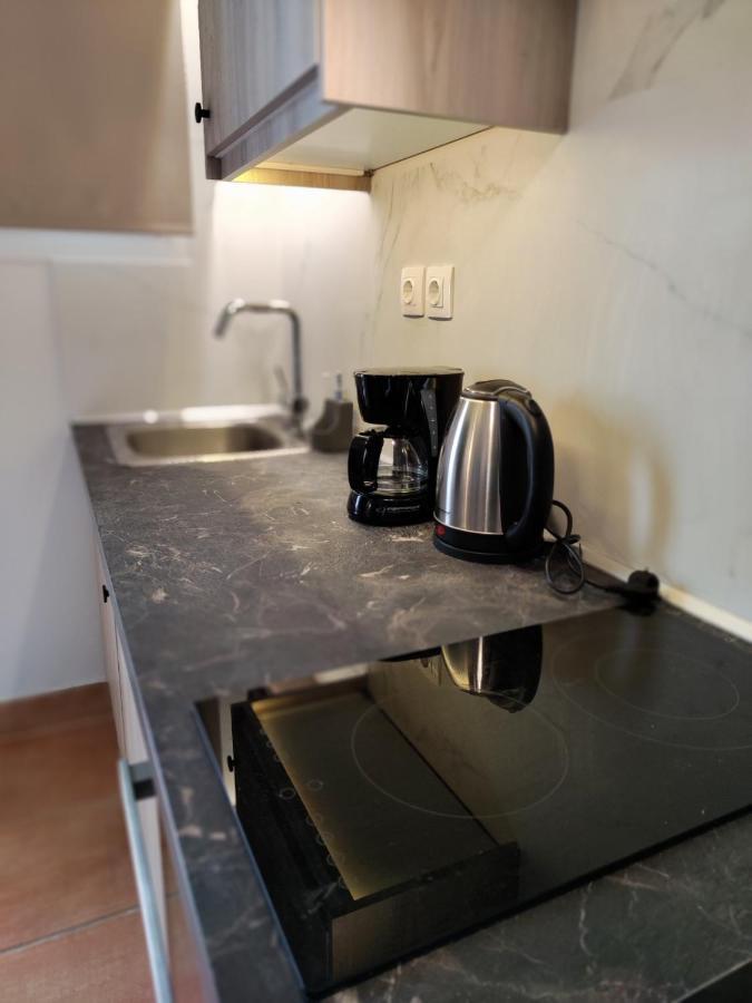 Coritos Apartments 2 Corfu คอนโตกาลิ ภายนอก รูปภาพ